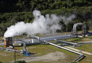 Zur Förderung und Umwandlung der Erdwärme bedarf es Geothermiekraftwerke